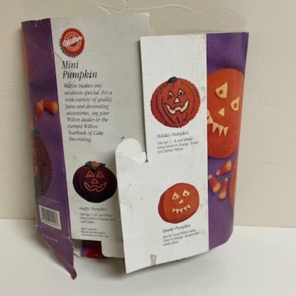 Wilton Mini Pumpkin Cake Pan - Vintage - Picture 3 of 8